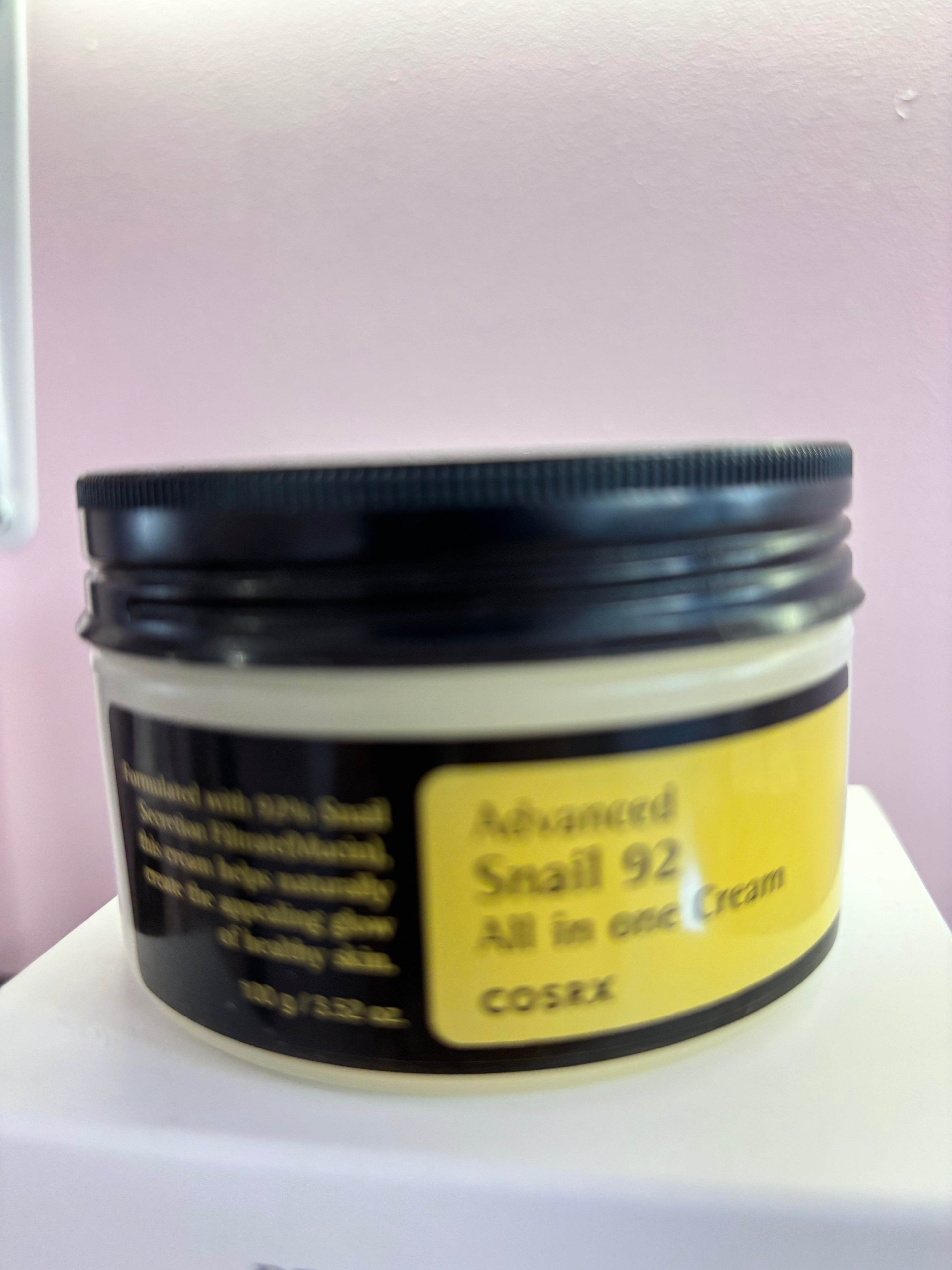 COSRX Advance snail 96 Mucin Power Essence, hidrata y repara, mejora la textura de la piel.